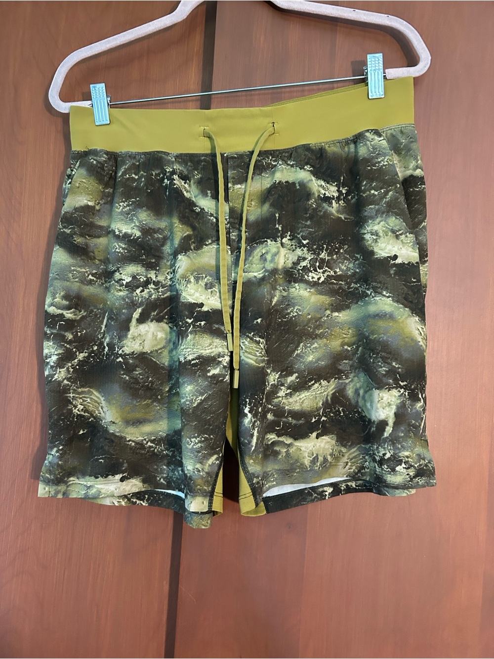 lululemon athletica Mens T.H.E. Linerless short.